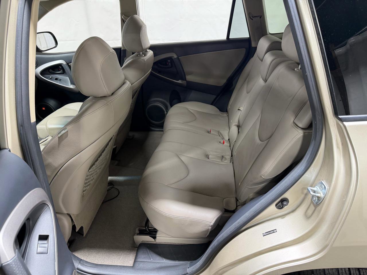 Used 2007 Toyota RAV4 Limited image 21