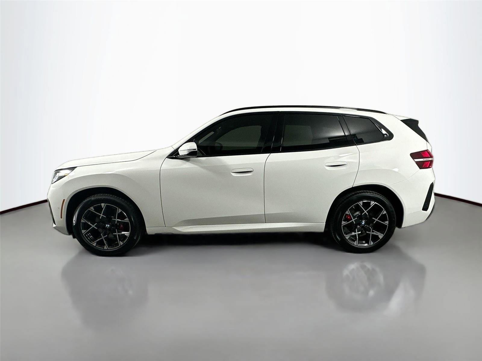 Used 2026 BMW X3 xDrive30 w/ M Sport Package AWD/4WD image 9
