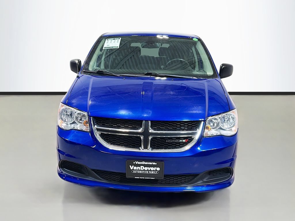 Used 2019 Dodge Grand Caravan SE w/ UConnect Hands-Free Group FWD image 2