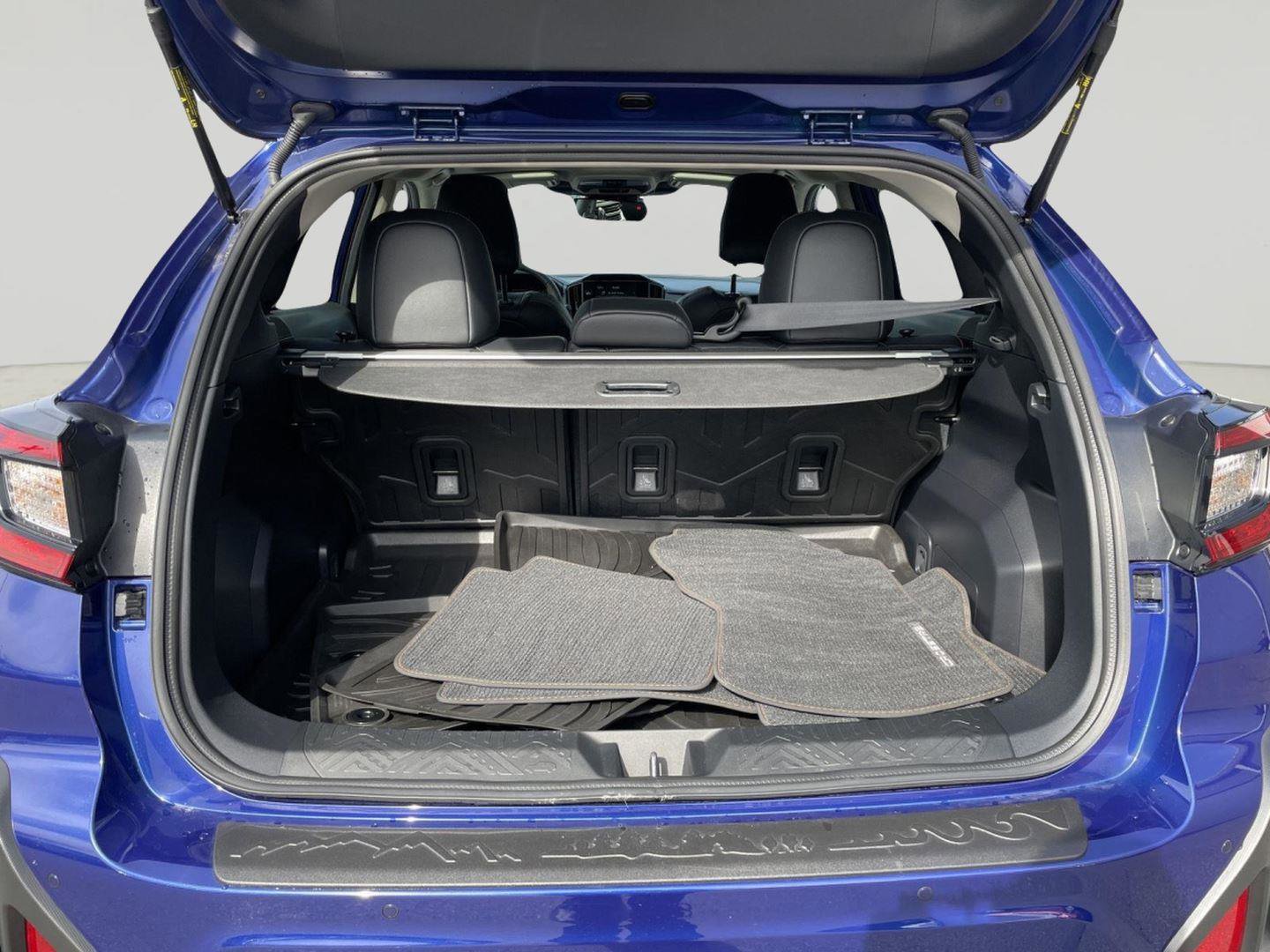 Used 2025 Subaru Crosstrek 2.5i Limited w/ Popular Package #3A image 10