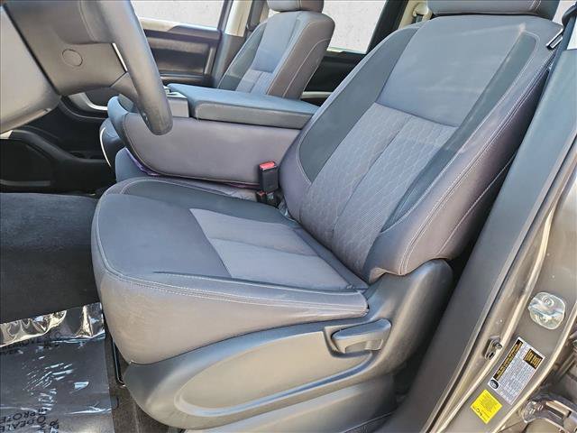 Used 2021 Nissan Titan SV w/ Accessory Utility Package AWD/4WD image 14