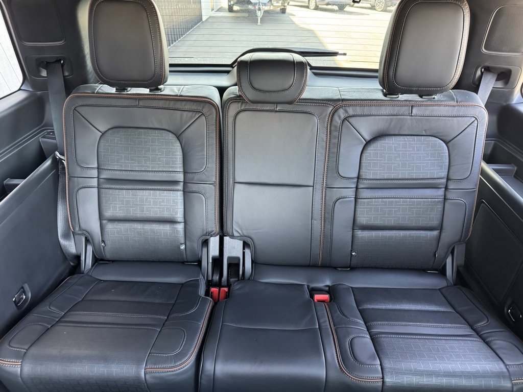Used 2023 Lincoln Navigator Black Label image 25