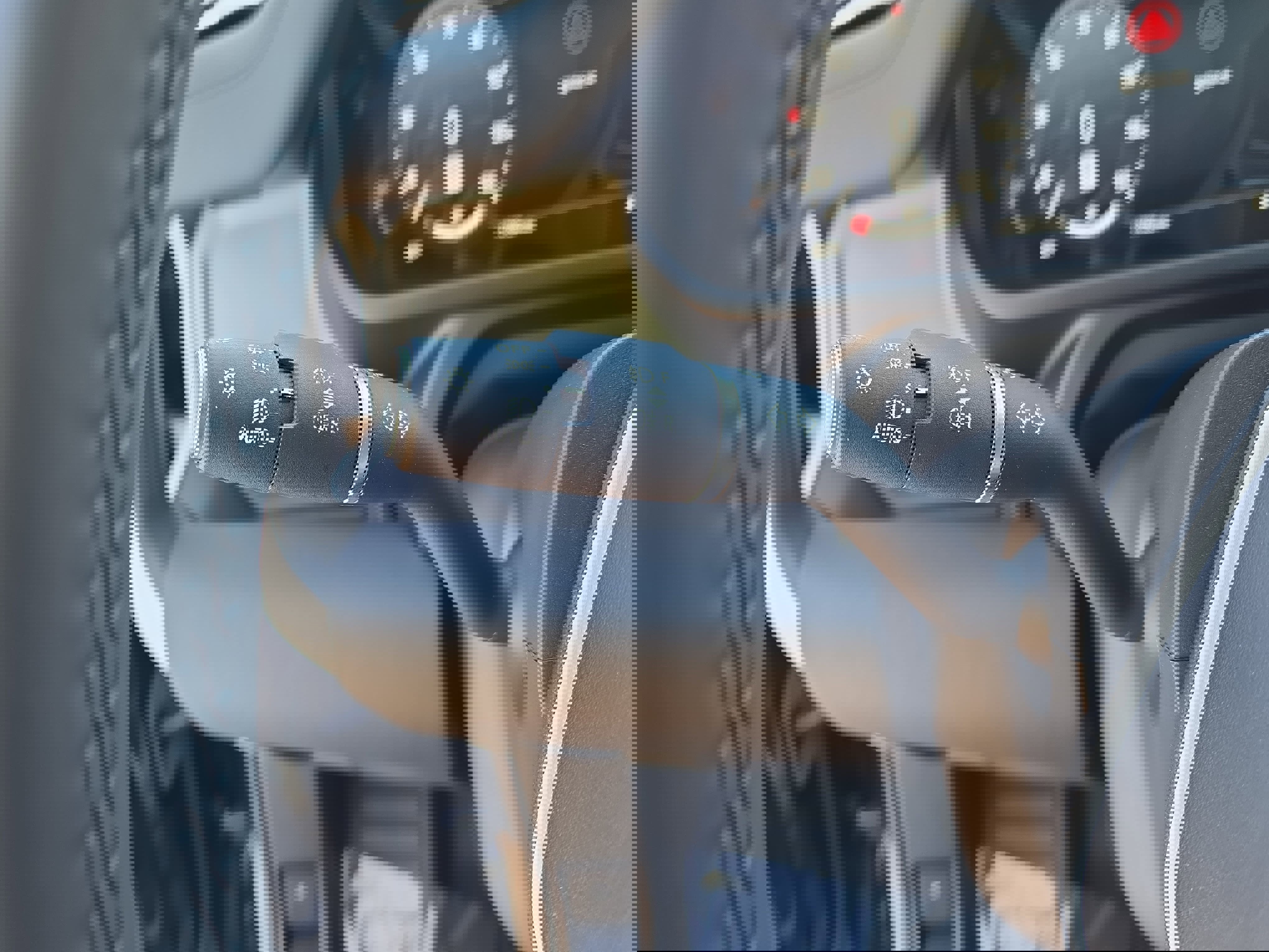 Used 2025 Land Rover Defender 110 S image 25