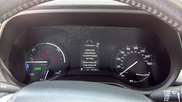 Used 2024 Toyota Sienna XLE AWD/4WD image 11