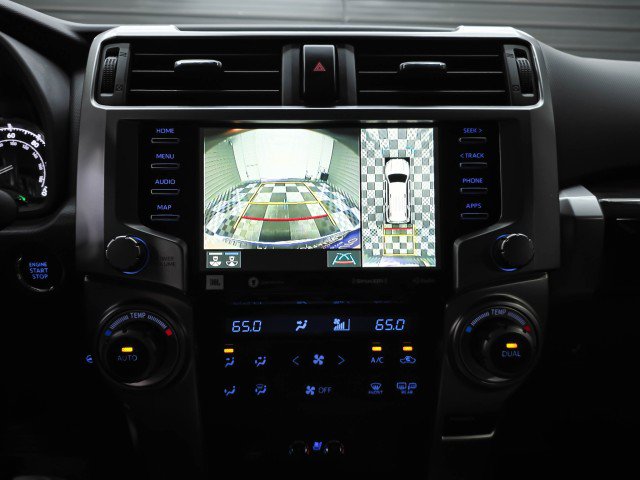 Used 2023 Toyota 4Runner Limited AWD/4WD image 30