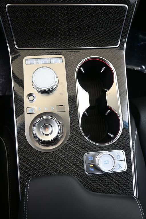 New 2025 Genesis GV80 3.5T e-SC AWD/4WD image 26