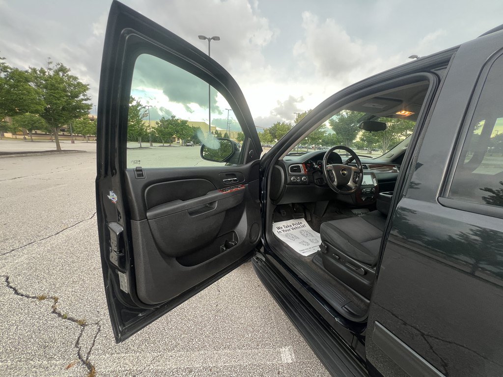 Used 2012 Chevrolet Tahoe LS AWD/4WD image 19