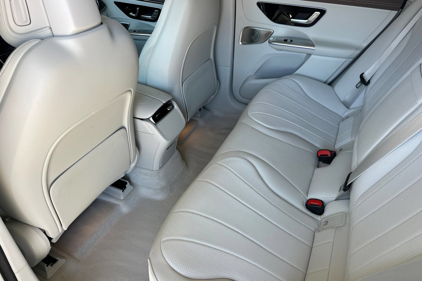 Certified 2023 Mercedes-Benz EQE 350+ 4MATIC SUV image 14