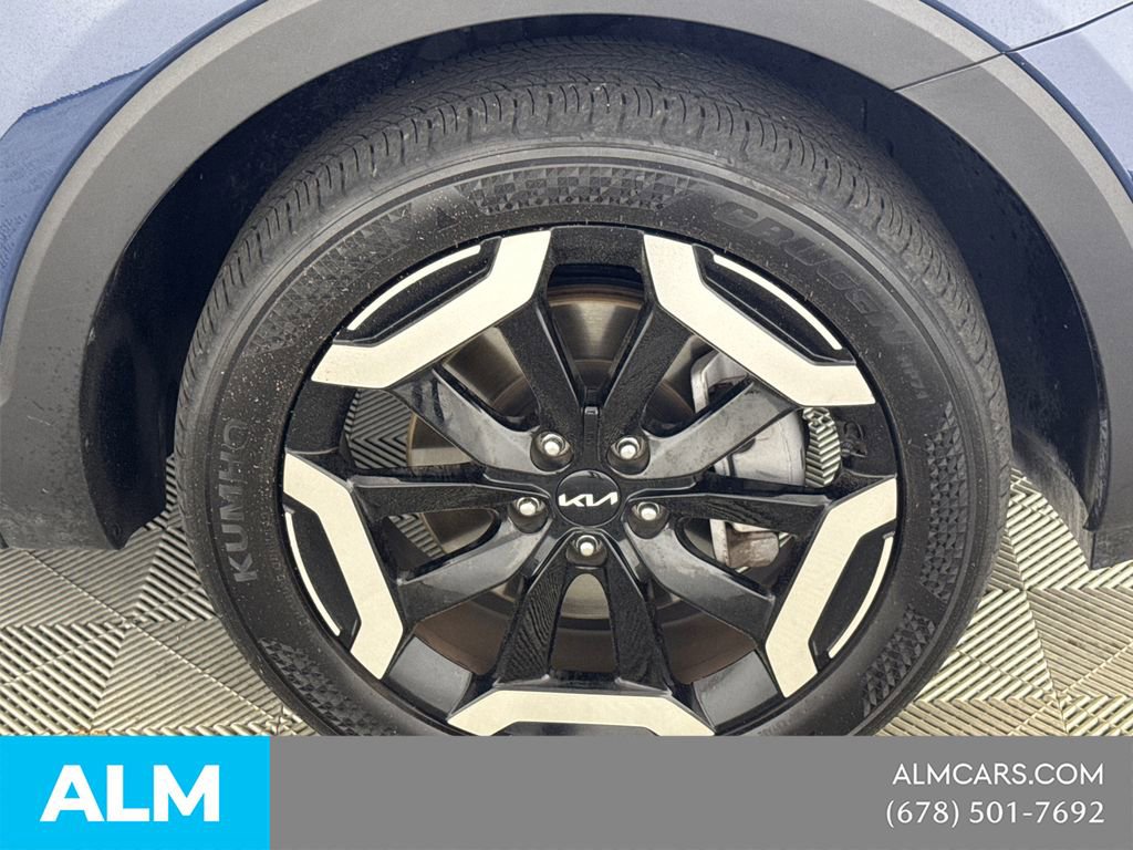 Used 2025 Kia Telluride S FWD image 16