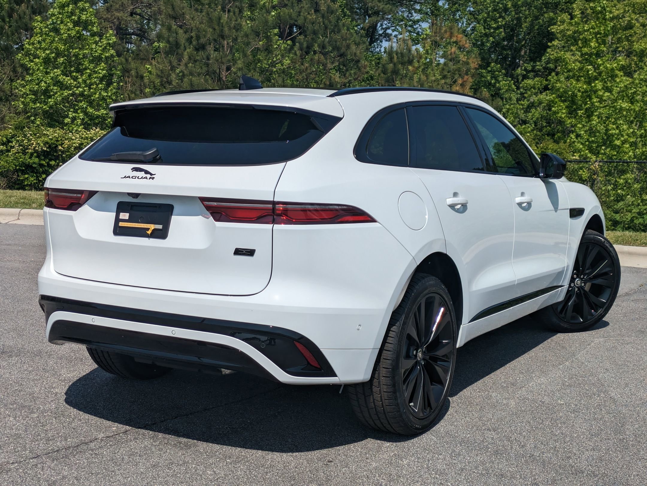 New 2026 Jaguar F-PACE R-Dynamic S image 6