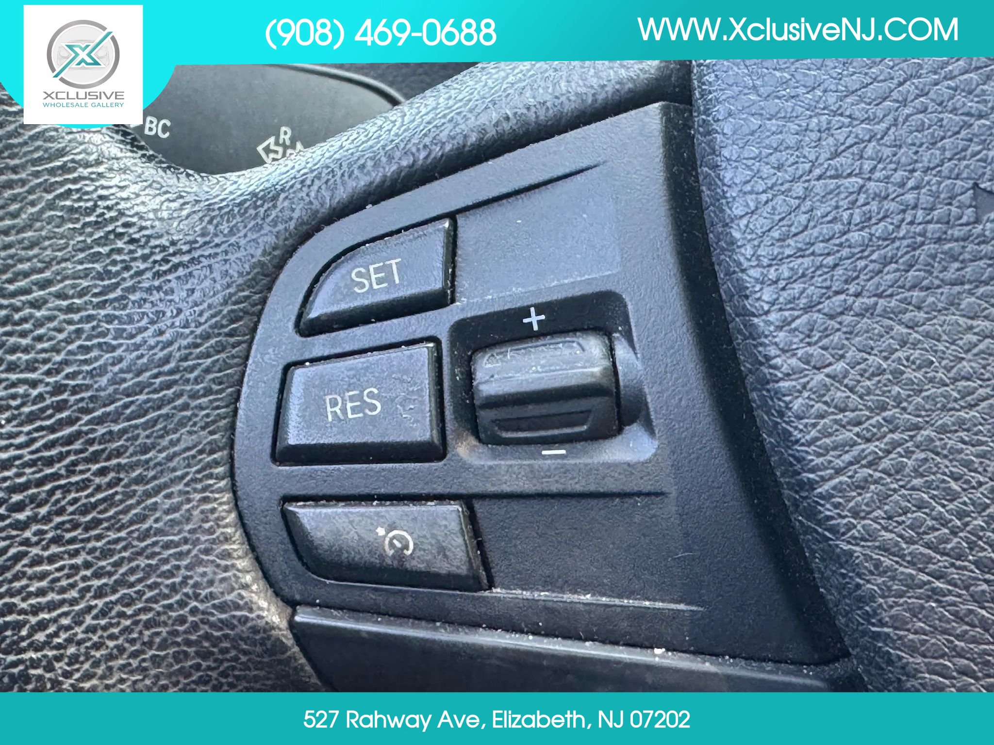 Used 2018 BMW 320i xDrive Sedan AWD/4WD image 11