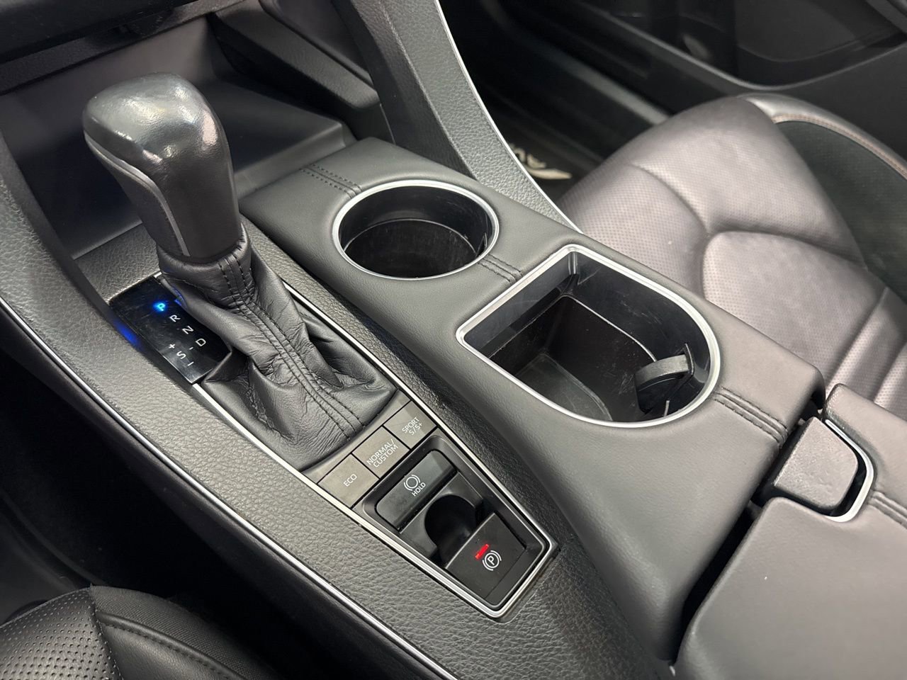 Used 2020 Toyota Avalon Touring w/ Advanced Safety Package image 31