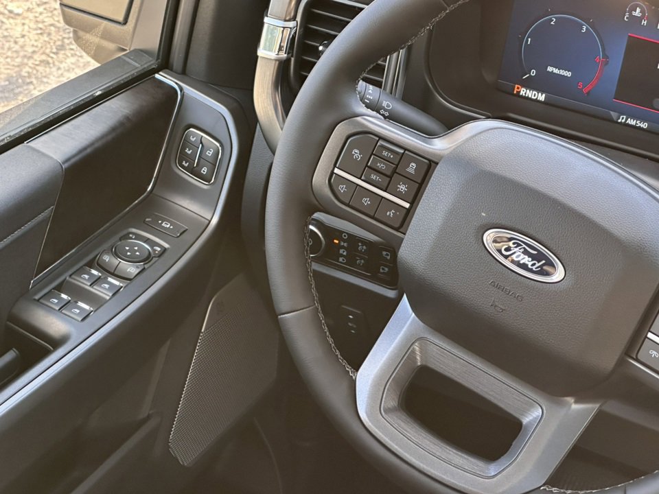 New 2025 Ford F350 Lariat w/ Lariat Ultimate Package image 24