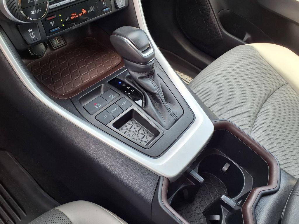 Used 2024 Toyota RAV4 Limited w/ Weather Package FWD image 25