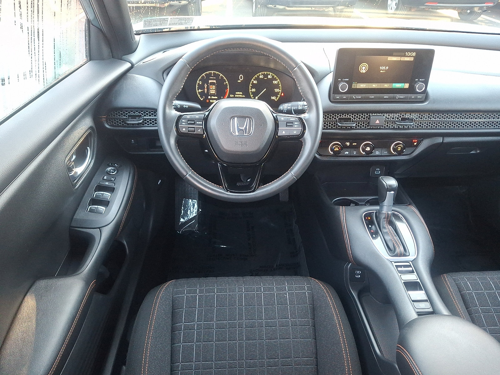 Used 2024 Honda HR-V Sport image 11