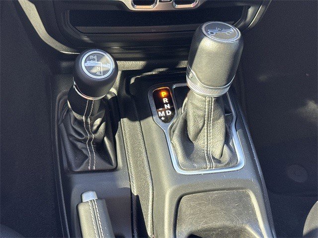 Used 2019 Jeep Wrangler Unlimited Sahara w/ LED Lighting Group image 19