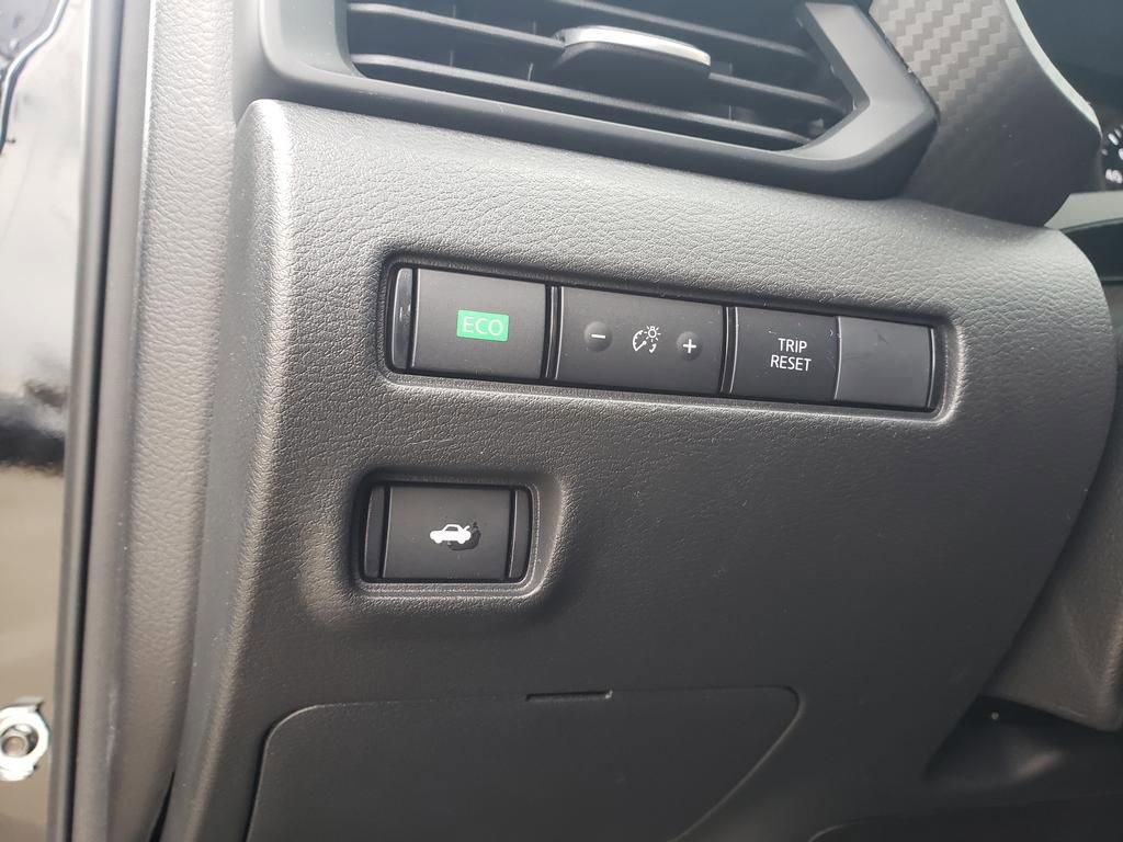 Certified 2025 Nissan Sentra S FWD image 26