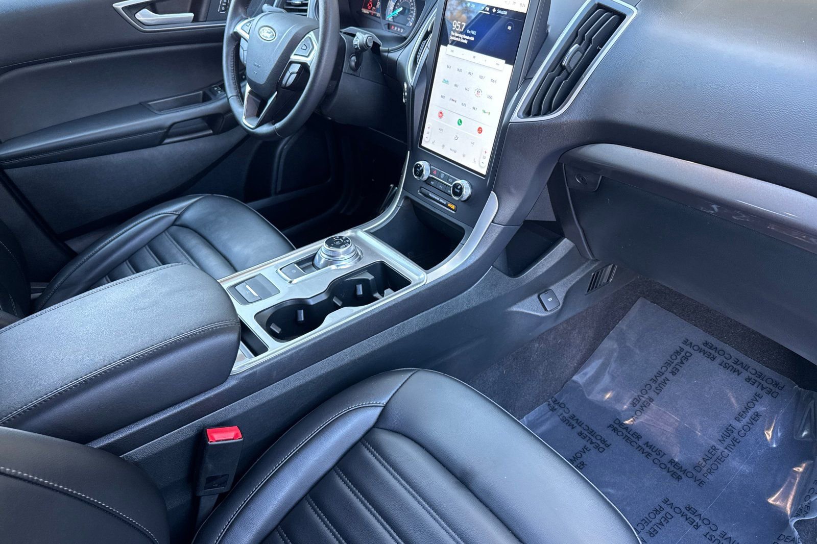 Certified 2024 Ford Edge SEL w/ Convenience Package AWD/4WD image 17