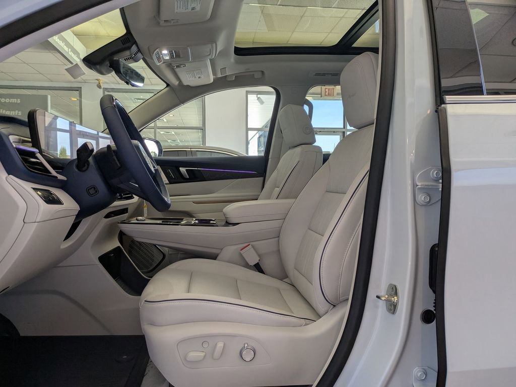 New 2026 Buick Enclave Avenir w/ Super Cruise Package image 14