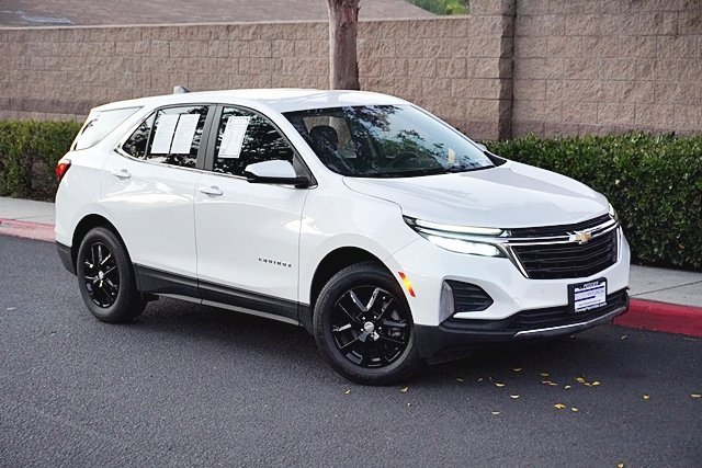 Used 2024 Chevrolet Equinox LT image 3