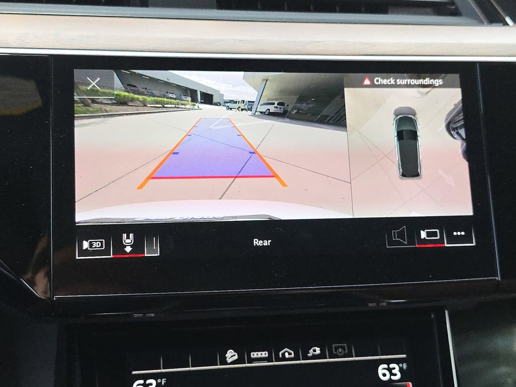 Certified 2024 Audi Q8 e-tron Premium Plus image 26