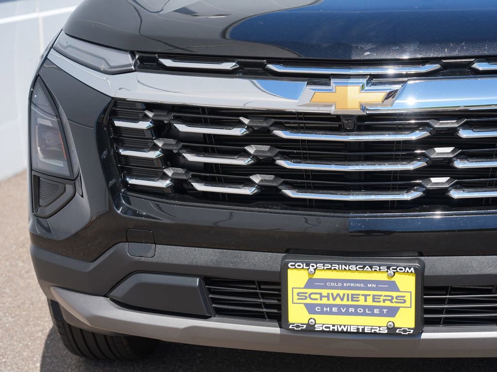 Used 2026 Chevrolet Equinox LT AWD/4WD image 9