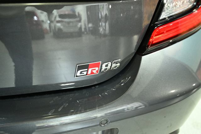 Used 2022 Toyota GR86 Premium image 15