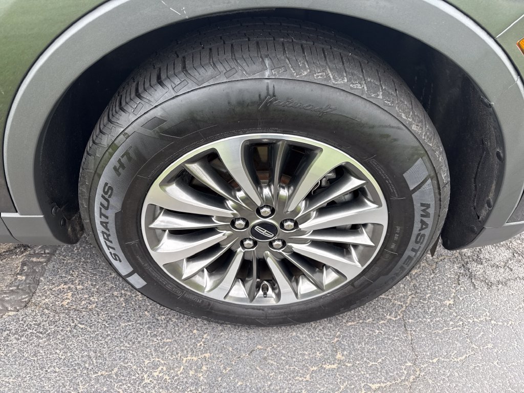 Used 2019 Lincoln Nautilus Select FWD image 23