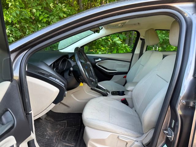 Used 2012 Ford Focus SEL FWD image 7
