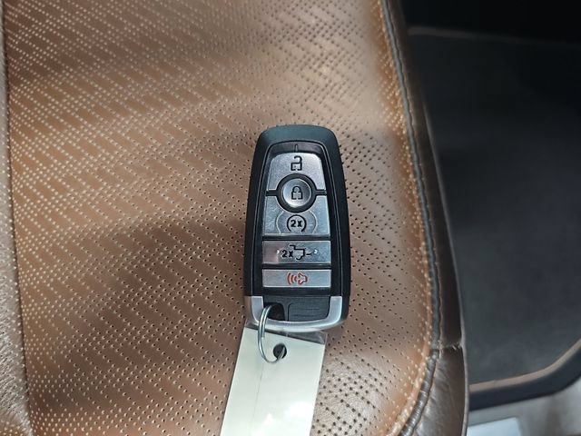 Used 2025 Ford F350 King Ranch AWD/4WD image 25