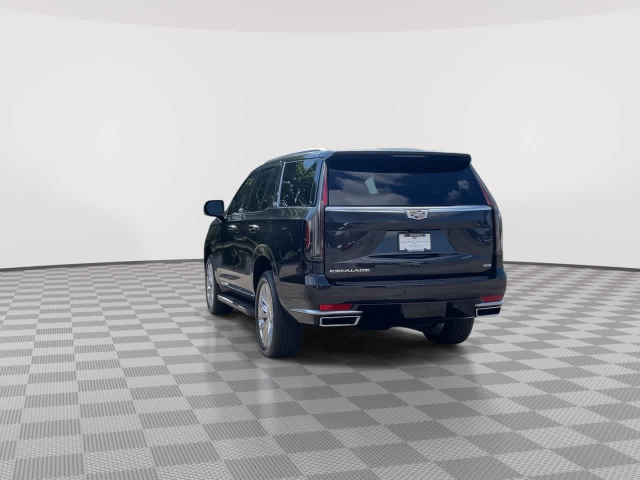Used 2023 Cadillac Escalade Premium Luxury w/ Performance Package AWD/4WD image 7