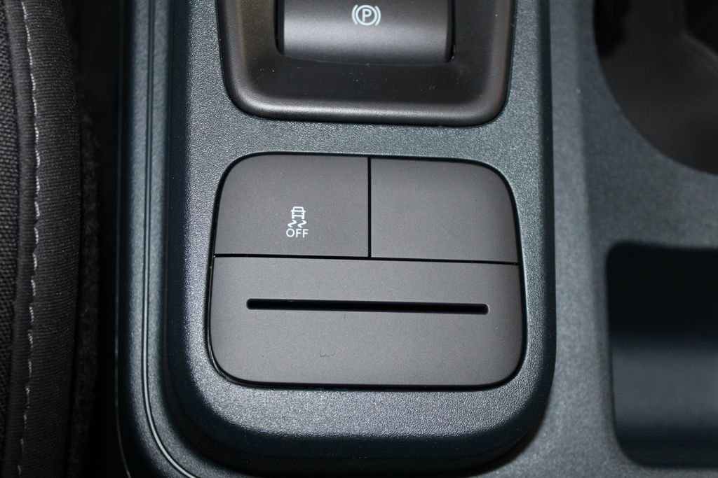 New 2025 Ford Maverick XL w/ Equipment Group 101A image 42