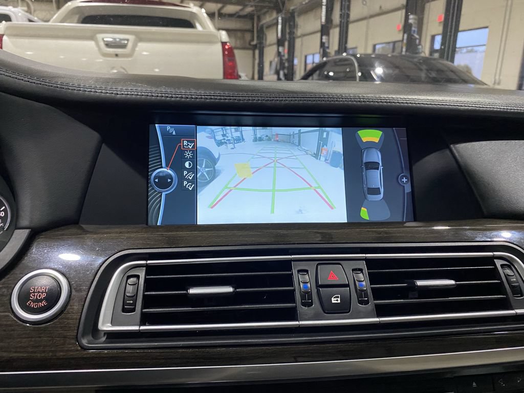 Used 2011 BMW 740Li RWD image 6