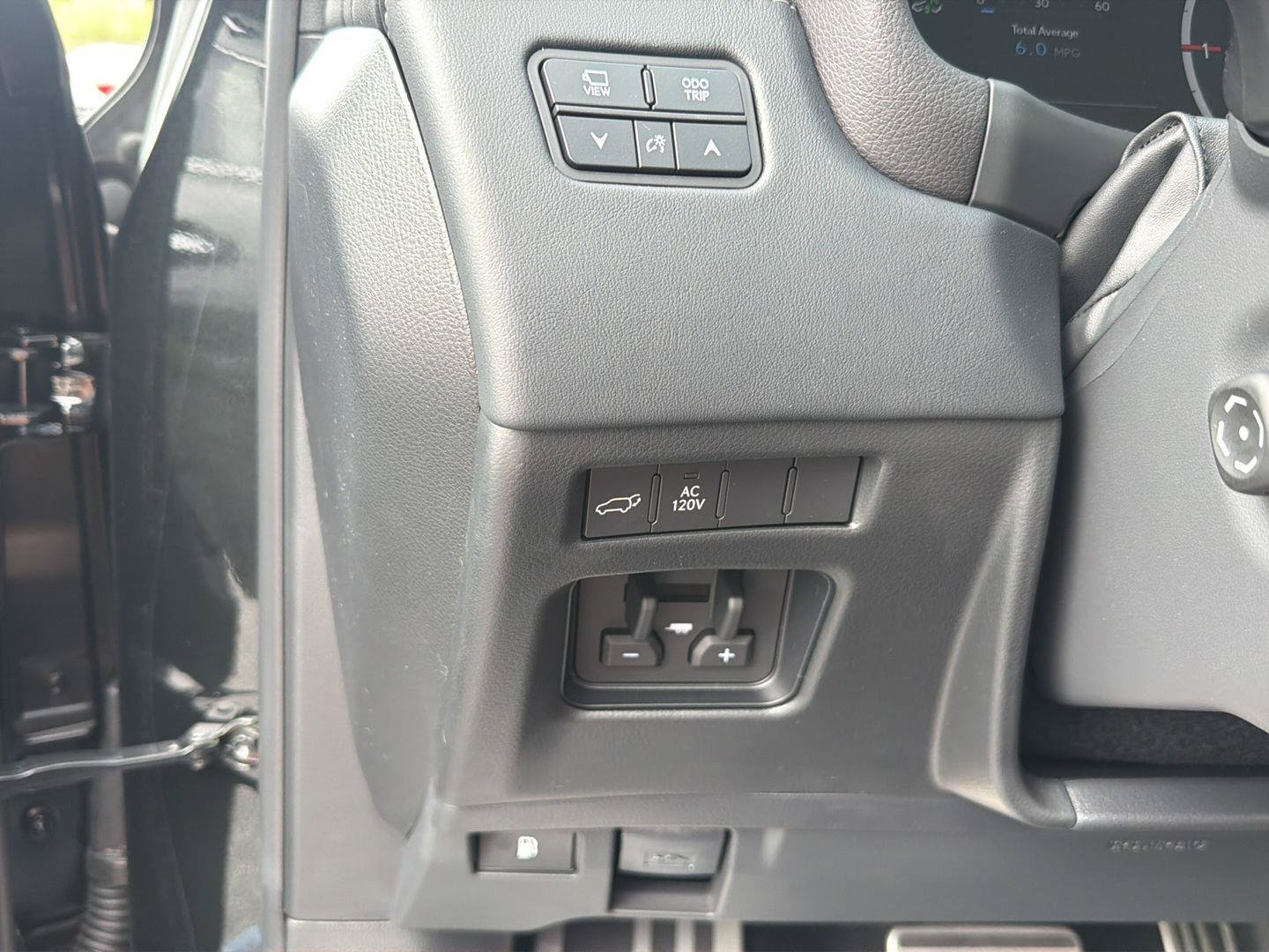 New 2026 Lexus LX 700h F Sport w/ Accessory Package (Z1) AWD/4WD image 19