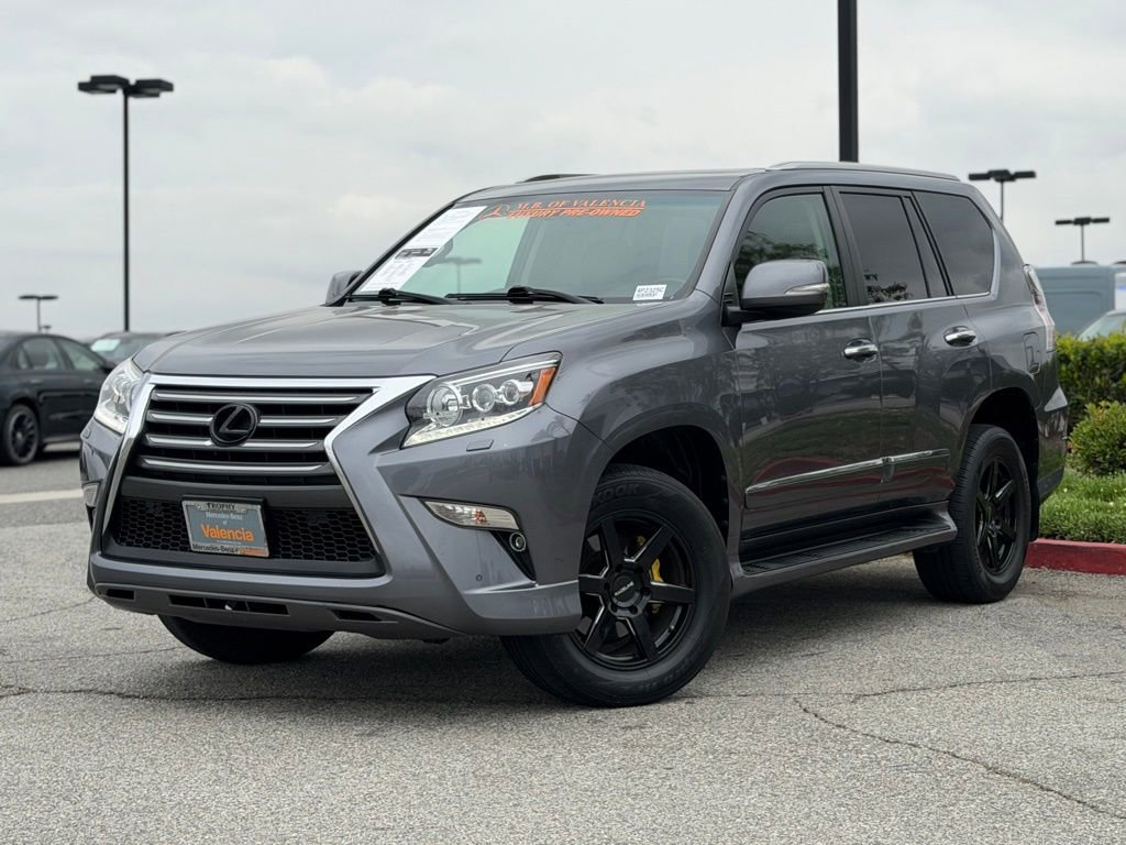Used 2018 Lexus GX 460 Premium w/ Premium Package image 2