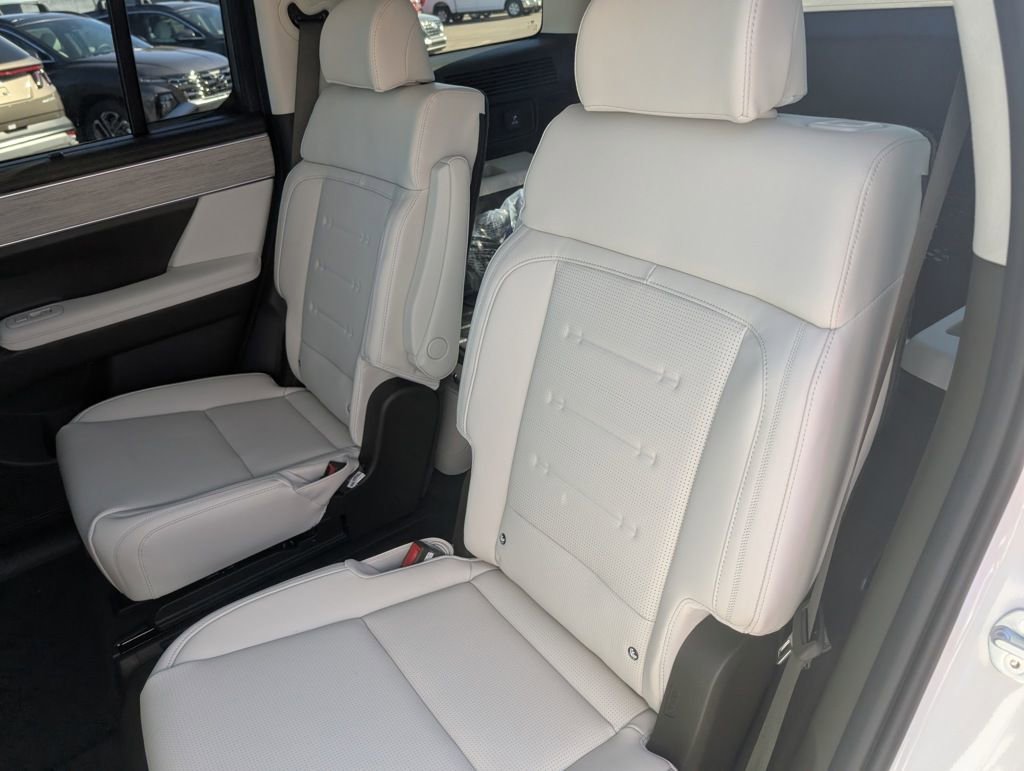 New 2025 Hyundai Santa Fe Calligraphy image 19