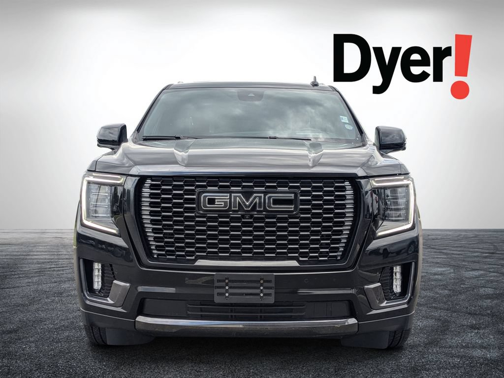 Used 2023 GMC Yukon Denali Ultimate w/ LPO, Floor Liner Package AWD/4WD image 9