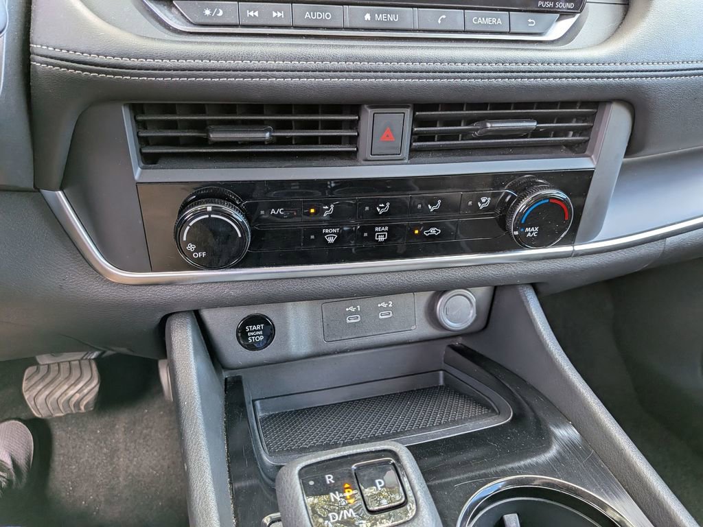 Used 2024 Nissan Rogue S AWD/4WD image 21