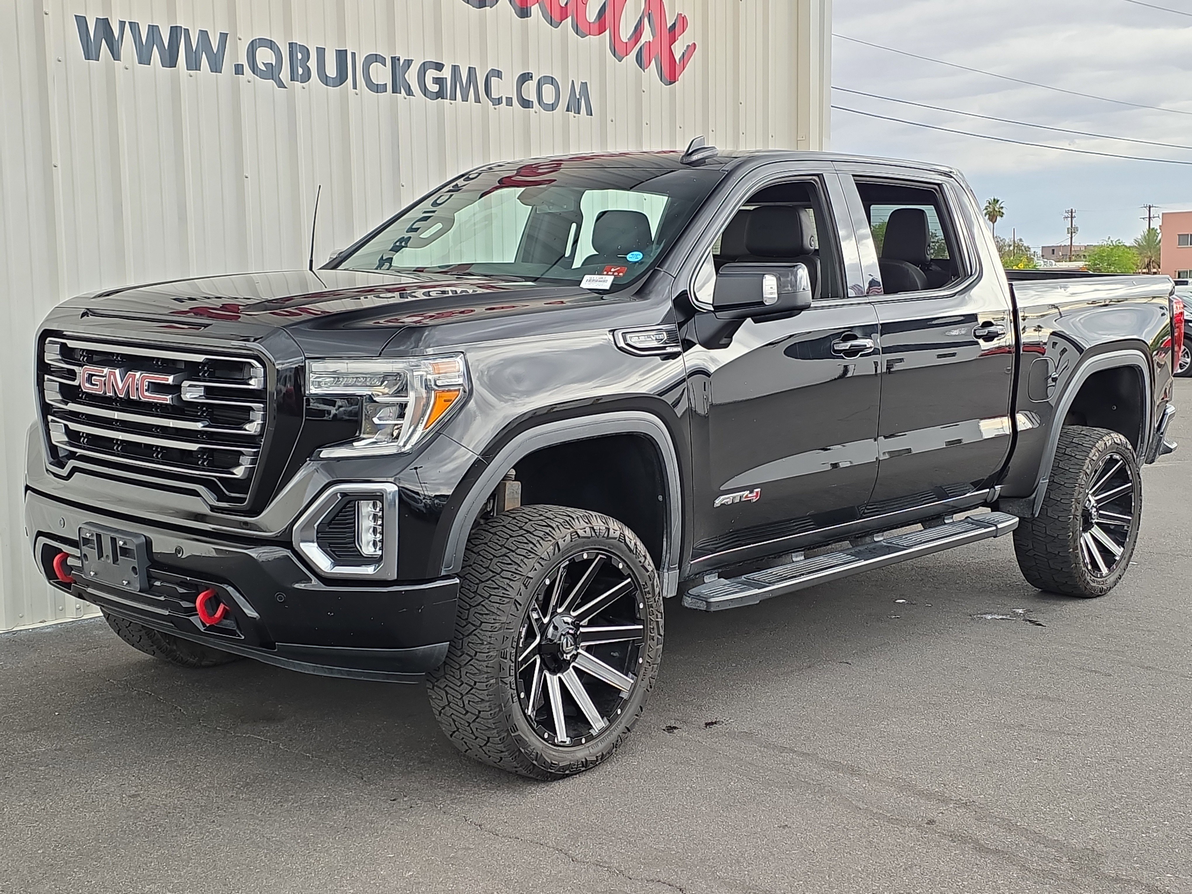 Used 2019 GMC Sierra 1500 AT4 w/ AT4 Premium Package AWD/4WD image 3