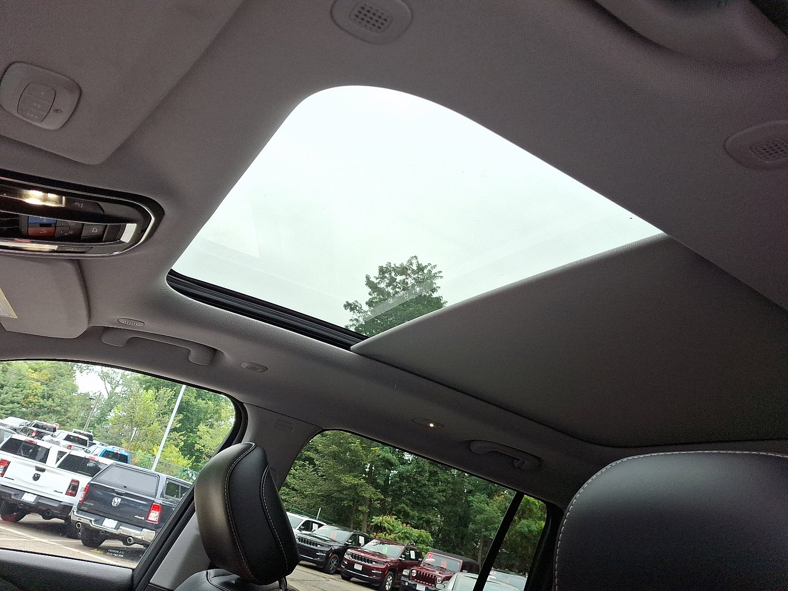 Certified 2021 Jeep Grand Cherokee L Limited w/ Trailer Tow Group (B) image 15