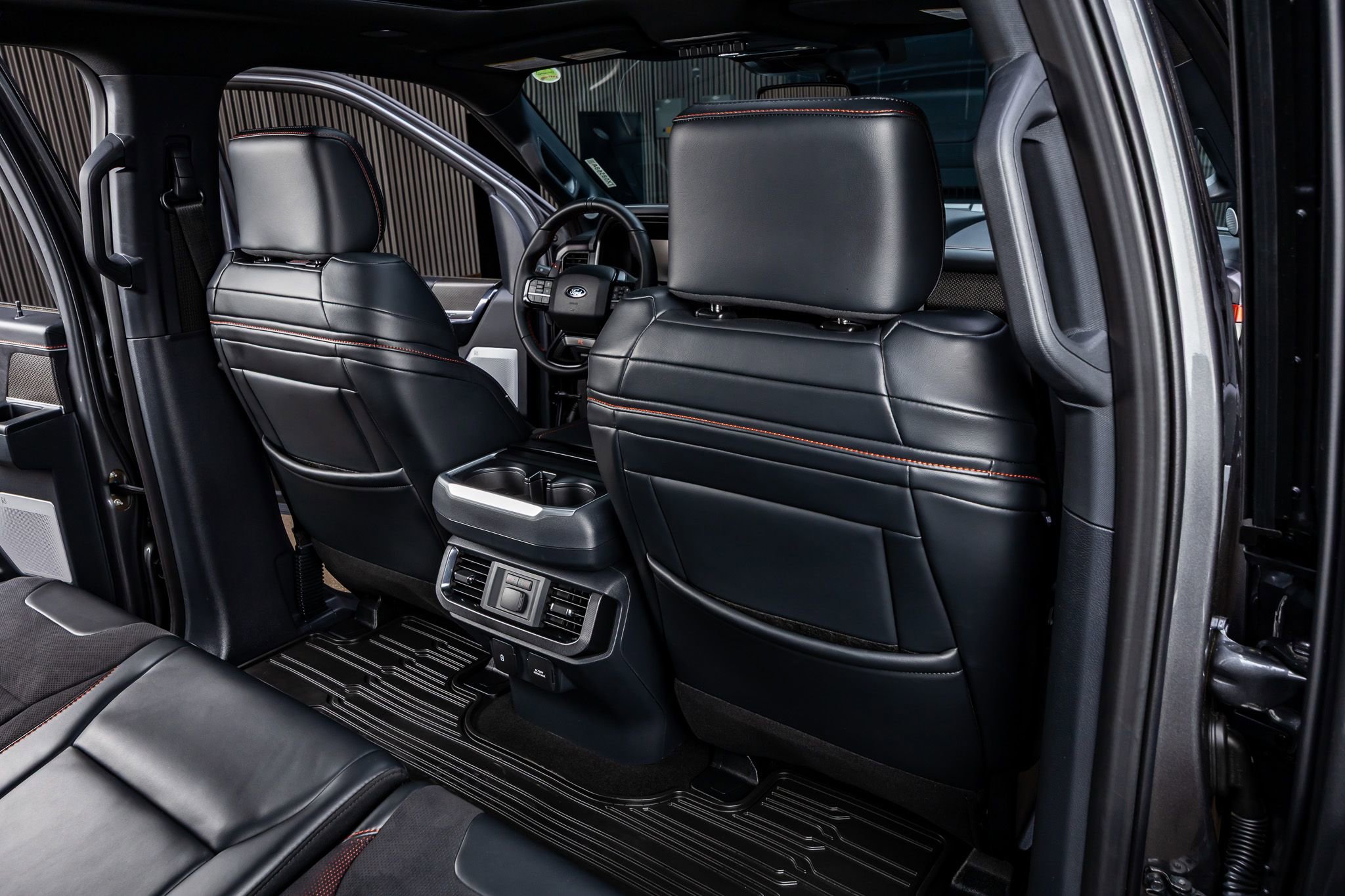 Used 2025 Ford F150 Raptor w/ Equipment Group 803A Raptor R image 31