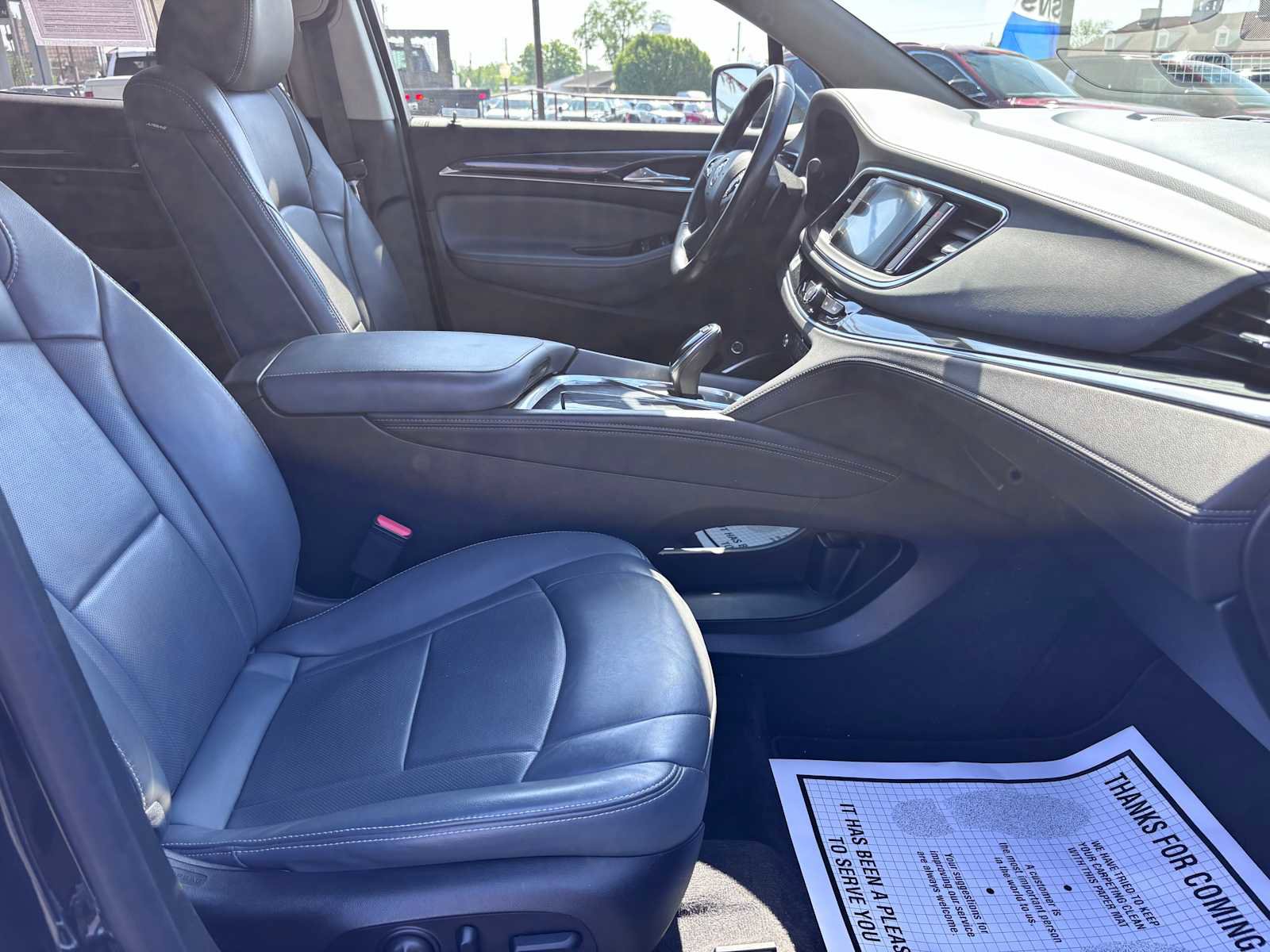 Used 2019 Buick Enclave Essence FWD image 17