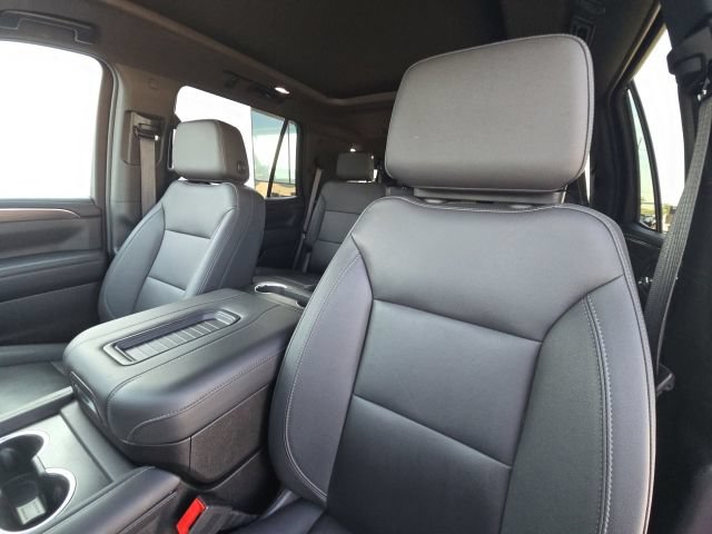 Used 2024 Chevrolet Tahoe Z71 w/ Luxury Package AWD/4WD image 26