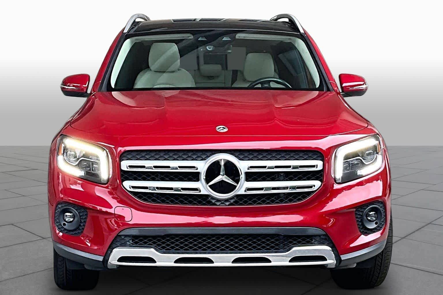 Used 2022 Mercedes-Benz GLB 250 image 4