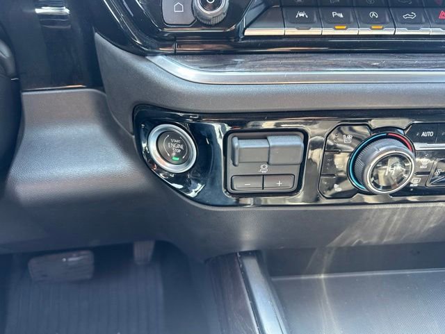 Used 2022 Chevrolet Silverado 1500 LTZ w/ LTZ Premium Package AWD/4WD image 15