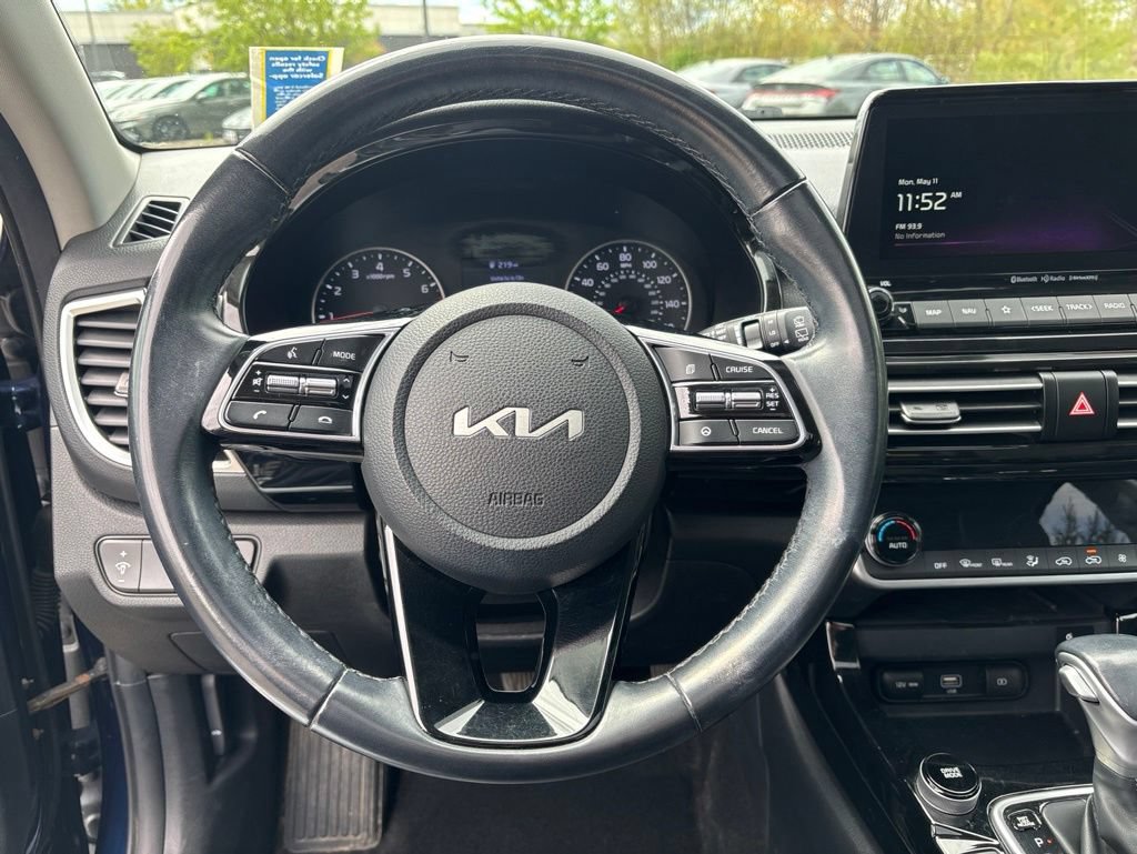 Used 2023 Kia Seltos EX AWD/4WD image 24