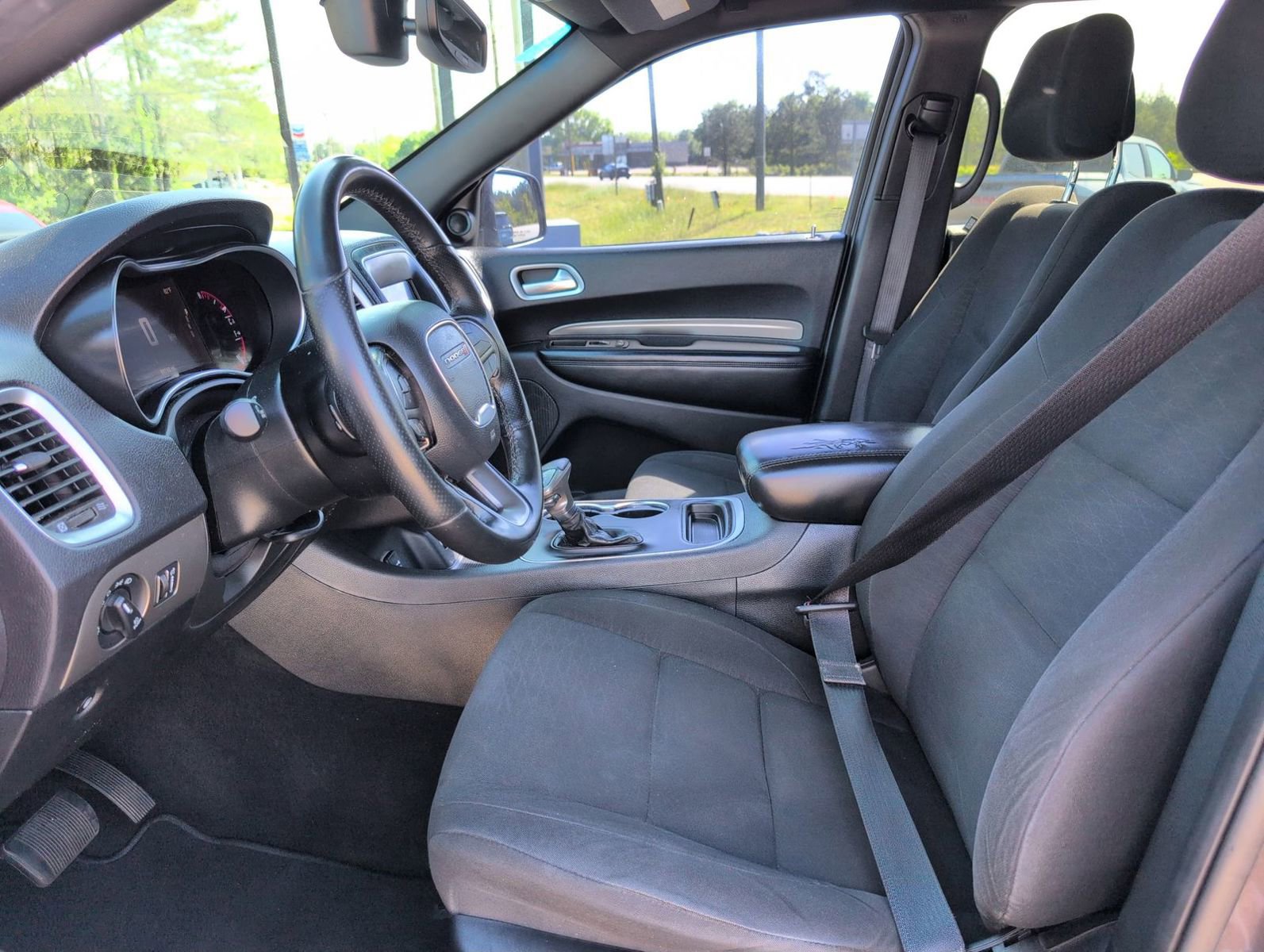Used 2020 Dodge Durango SXT image 12