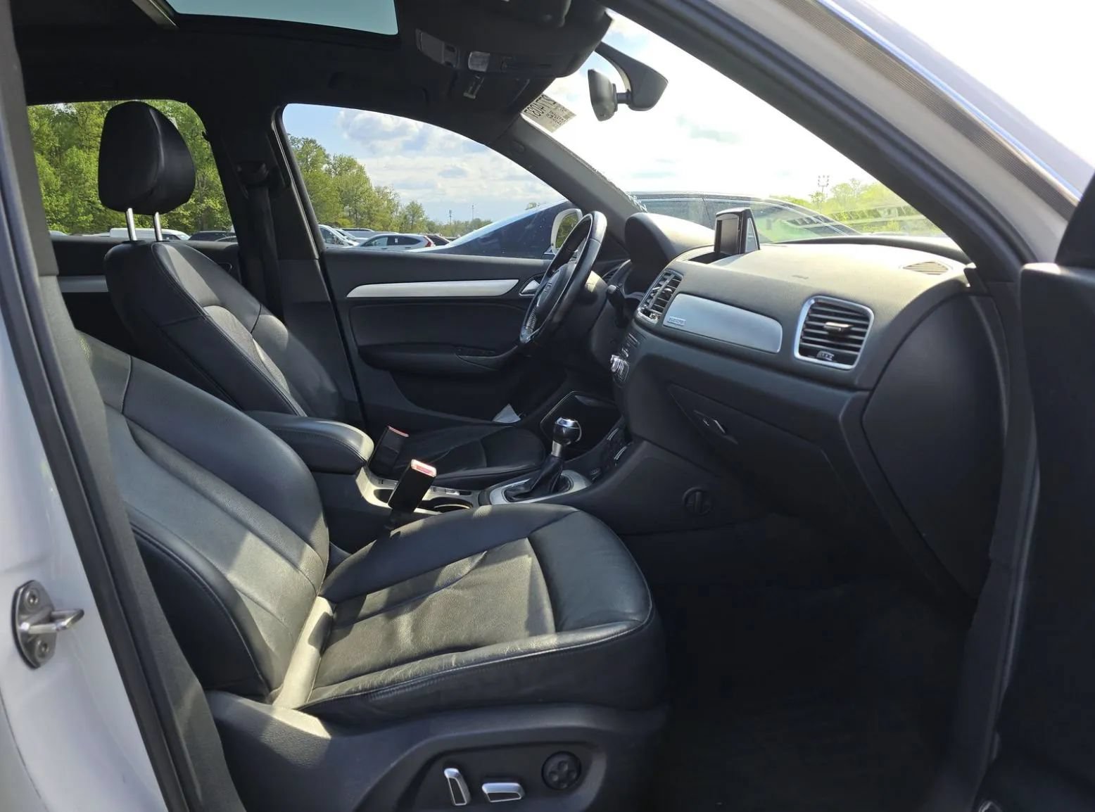 Used 2016 Audi Q3 2.0T Prestige w/ Prestige Package AWD/4WD image 13