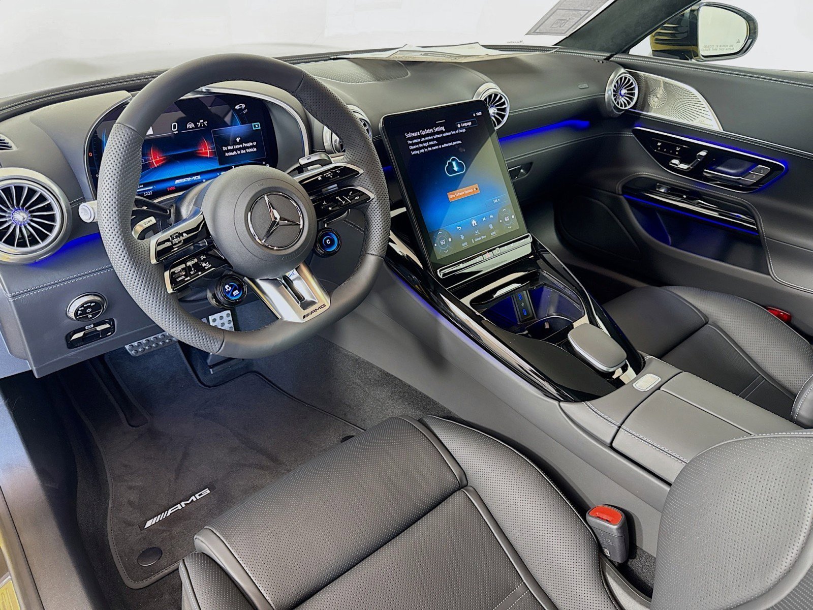 New 2025 Mercedes-Benz AMG GT 63 image 11