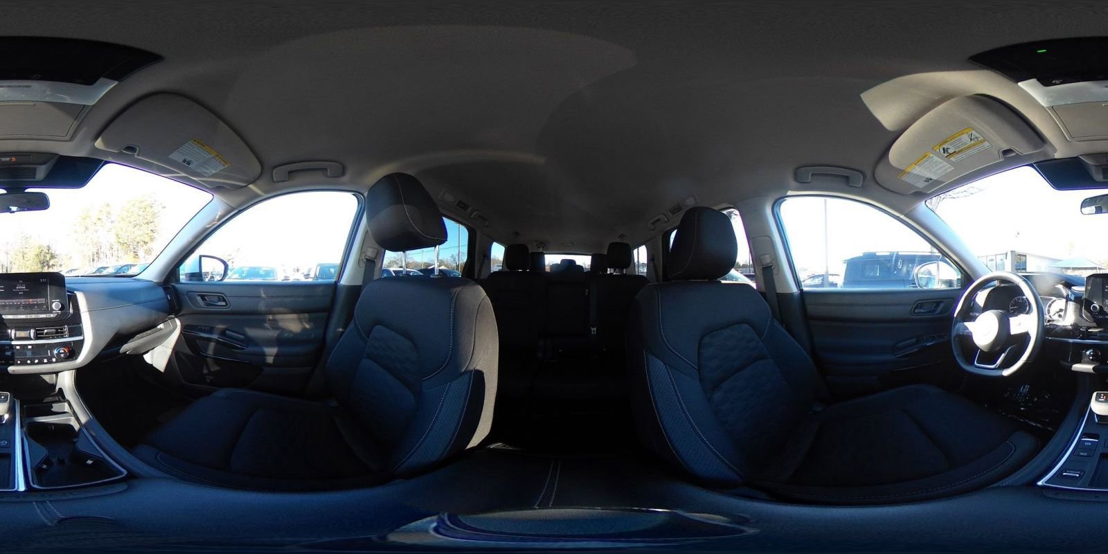 Used 2025 Nissan Pathfinder SV image 43